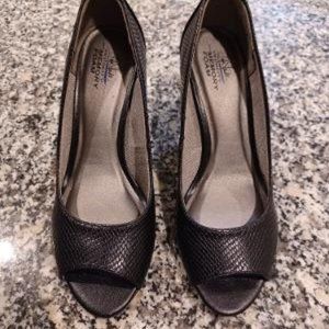 Life Stride Velocity with Memory Foam, Black